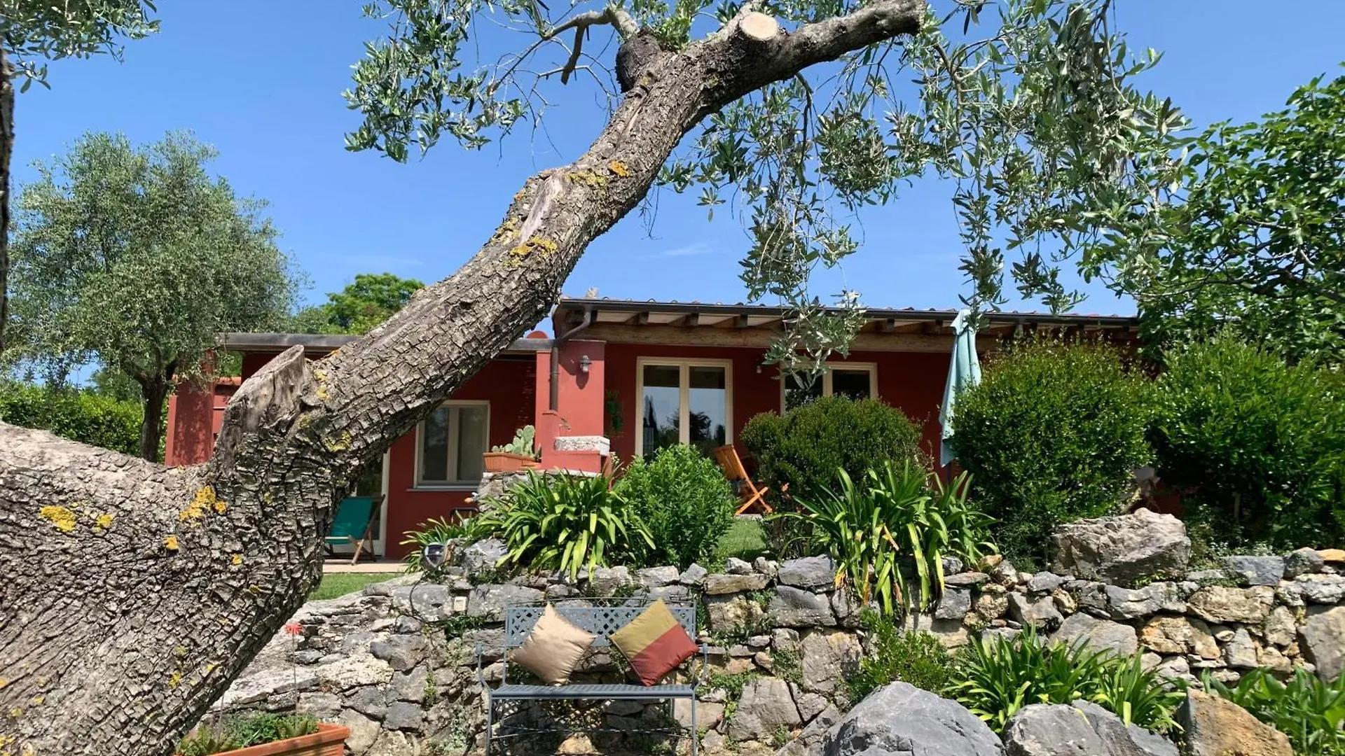 La Rocca Rossa Villa Monte Marcello Holiday home